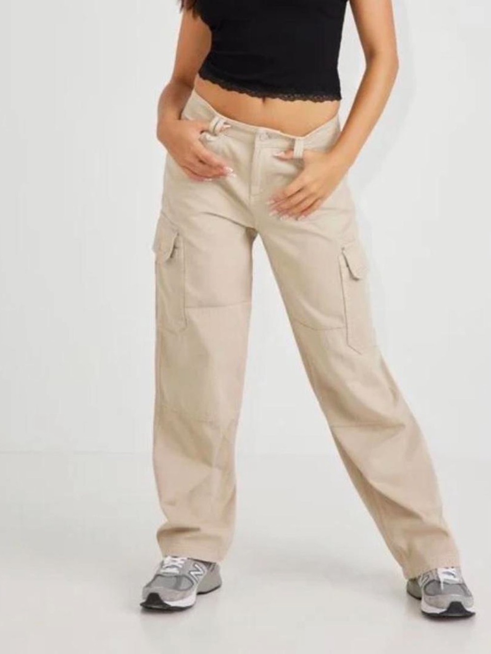 Garage Beige Wide-Leg Cargo Pants